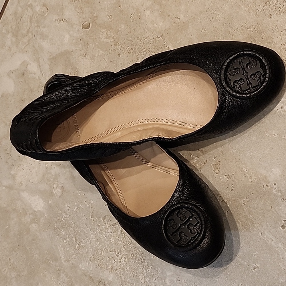 Tory Burch Allie Ballet Flats - Black Leather